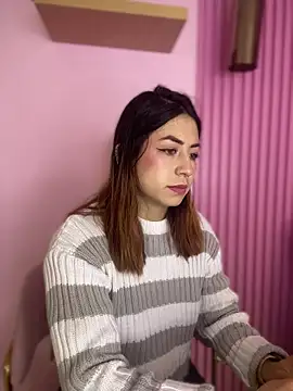 MaddieHunter online show from January 8, 12:53 pm