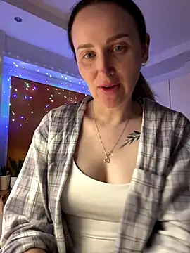 TomilaSi online show from December 22, 11:30 pm