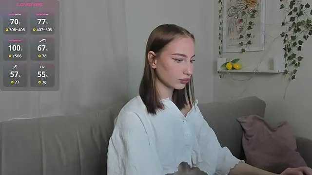 lally cute online show from December 17, 11:25 am