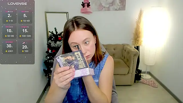 Brooke lover online show from December 13, 8:59 pm