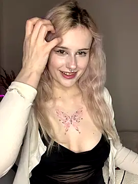 MilaElin online show from December 1, 9:39 pm