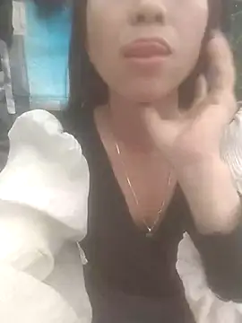 tieutam122 online show from February 14, 9:44 am