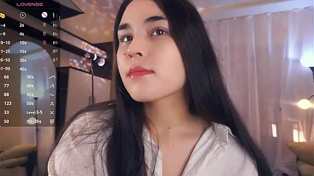 RosioBenberry online show from December 17, 5:33 am