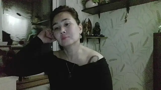 Nettie Allie online show from November 30, 8:46 pm