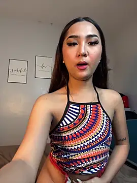 Diannellove online show from February 17, 5:56 pm