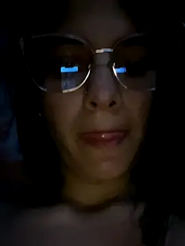 sofi11ruiz online show from December 17, 6:28 am