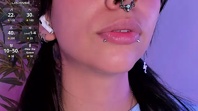 itsmroom  online show from January 17, 4:25 pm