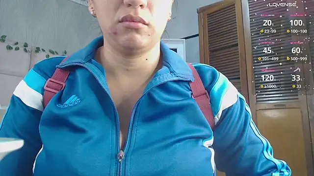 KaylaVonn online show from December 17, 5:00 am