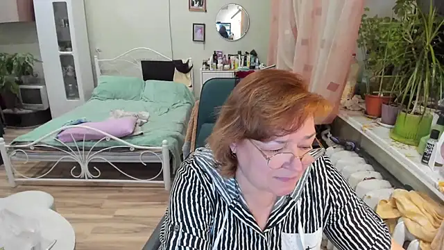 rekelme online show from February 5, 5:38 pm