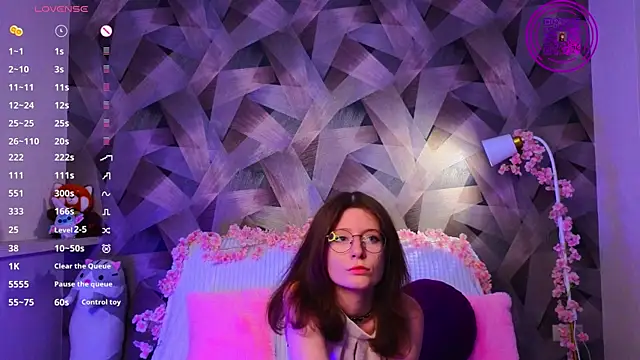 MonnaNoir online show from November 28, 5:05 pm