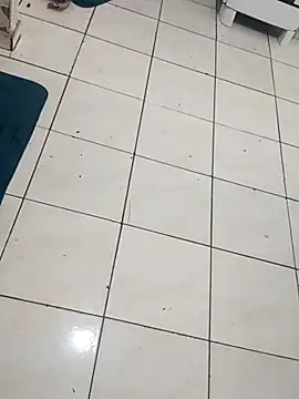  - putinha - online show from December 15, 11:37 am