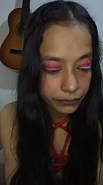 Emma Everett online show from December 16, 1:39 pm