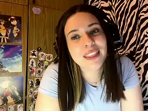 AngeliqueSulima online show from December 3, 1:24 pm