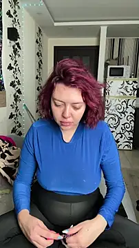 MurrbyAliceMoore online show from December 18, 2:27 am