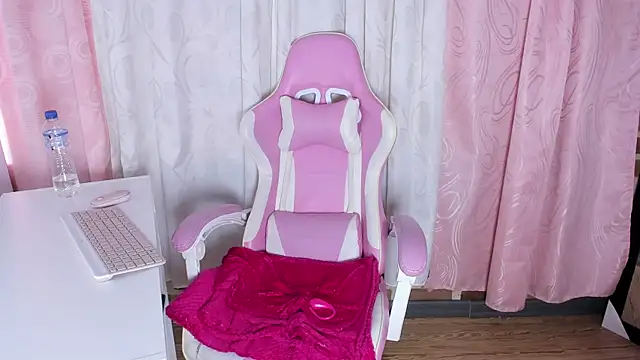 Saraa clouddy3 online show from November 29, 4:22 pm