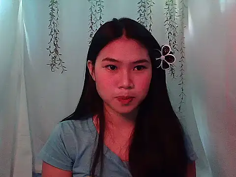 Allysonxx05 online show from December 16, 5:13 am