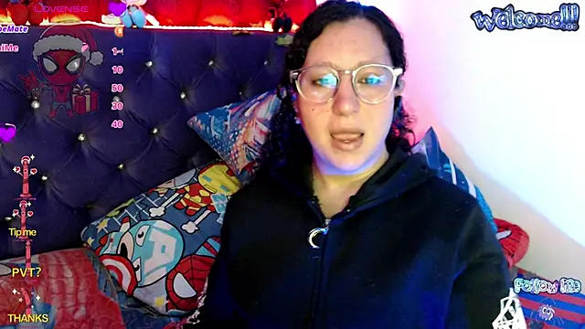 nahomymonx online show from December 1, 10:30 am