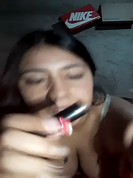 Estefanny Lolyy online show from December 22, 5:32 am