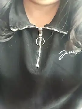 poojababydoll online show from December 18, 8:30 am