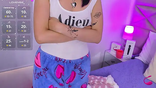 Dreammy Kitty online show from December 19, 7:06 pm