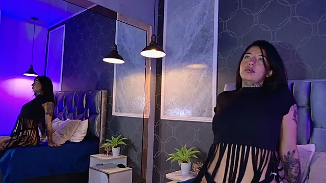 HannyJones online show from December 1, 1:36 pm