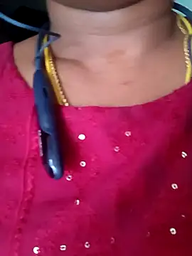 Tamil Pallavi online show from December 4, 11:56 am