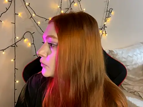 Ungoliant Kiss online show from December 5, 8:03 am