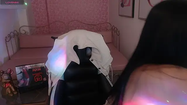 Nina harpper  online show from February 22, 1:23 pm