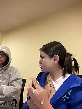 Camila Duarte2 online show from March 19, 1:59 pm