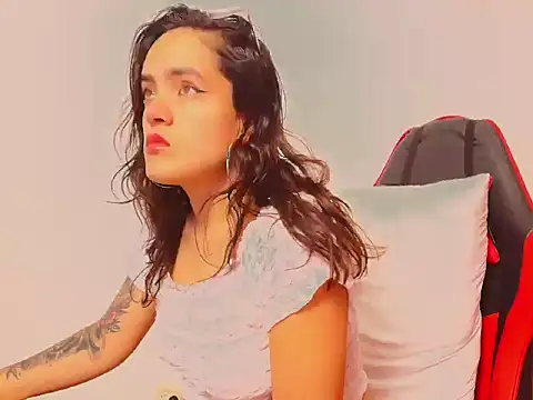 sara santana   online show from February 11, 6:15 am