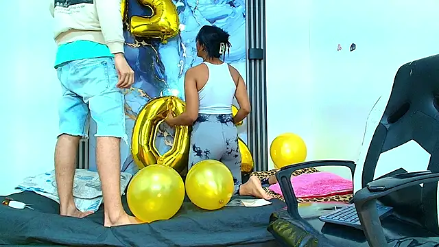 Valentina and sneider  online show from January 6, 8:34 pm