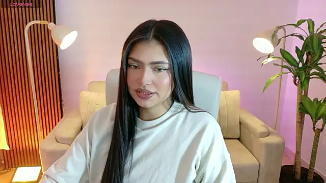 victoria   moon online show from February 3, 1:27 pm