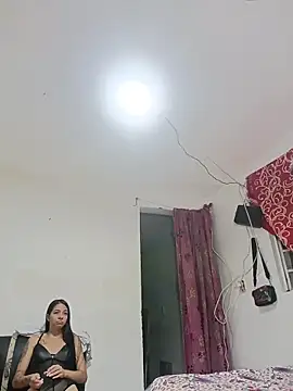 valenpaisita2123 online show from December 21, 5:22 am