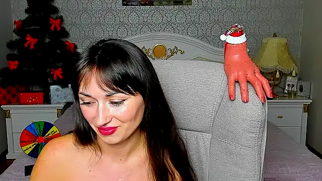 RosiAlina online show from December 18, 12:43 pm