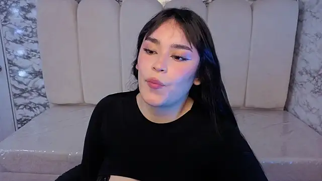 Laksmy v online show from December 19, 1:03 pm