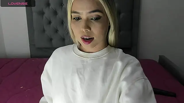 Inna Moll online show from December 14, 9:09 pm