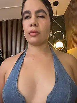 ValentinaEliot online show from January 8, 1:31 am