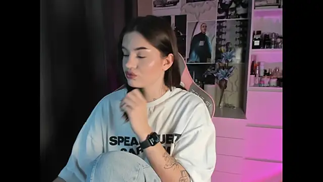 NikkieKitty online show from February 13, 2:19 pm