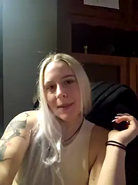 ChristinaWheeled11 online show from February 19, 3:55 pm