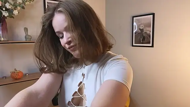 Michele Menbat online show from December 17, 10:08 am