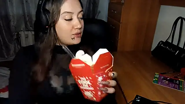 GerriPepperman online show from December 17, 11:47 am