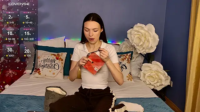 MaxinCarroll online show from January 13, 5:24 am