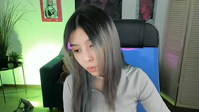 SirenMystiq online show from December 16, 4:13 pm