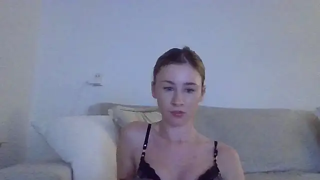 xxQueenxx online show from December 15, 7:19 pm