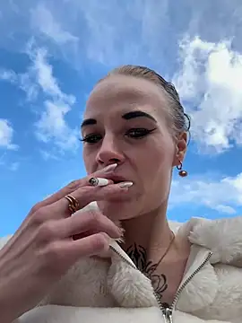 dein traumchen online show from February 28, 3:00 pm