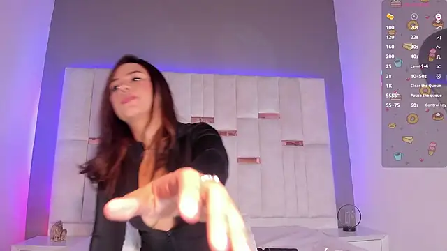 Lunara Vall online show from December 22, 3:53 am