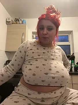 Curvybabesxxo online show from January 13, 7:57 am