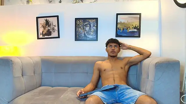 DIAMOND BLACKS online show from February 22, 7:53 am