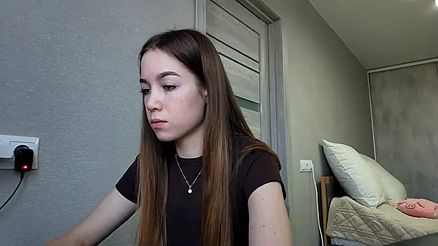 JiDzubak online show from December 17, 1:55 am