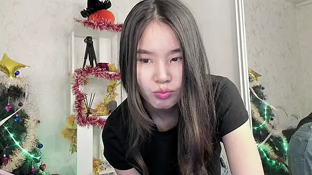 amiya cute online show from December 21, 1:04 pm